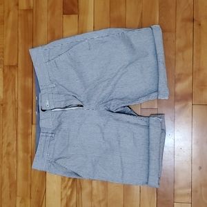 3/25$ Pin stripes cotton short